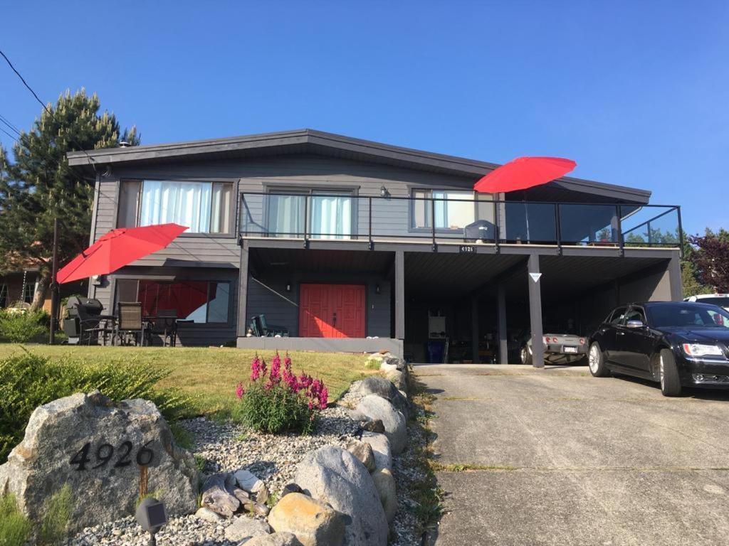 Sunshine Coast Suites Sechelt Exterior foto